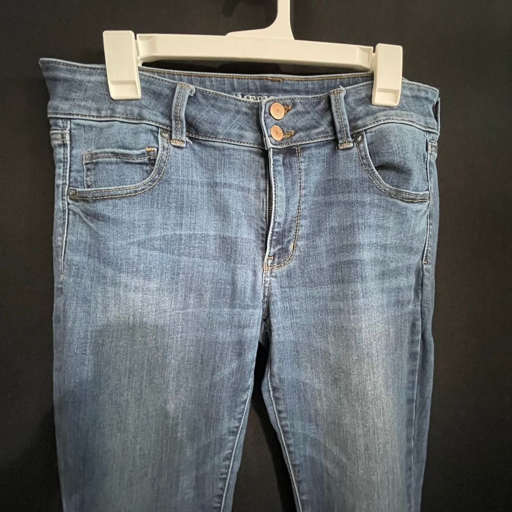 American Eagle Jeans Womens 14 Short Blue Good Super Super Stretch Crop
